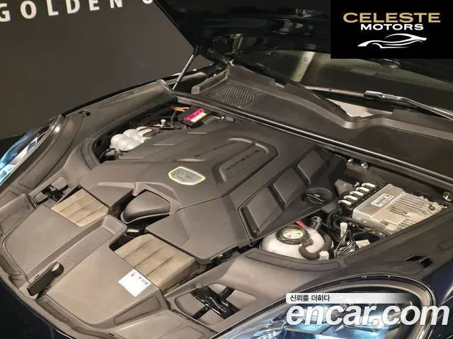 PORSCHE Cayenne (PO536) 3.0 E-High 2021 — photo 17 sur 26