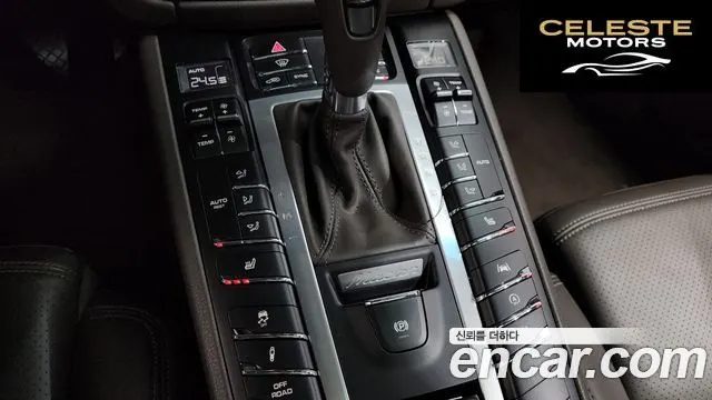 PORSCHE Macan 2.0 2021 — photo 9 sur 20