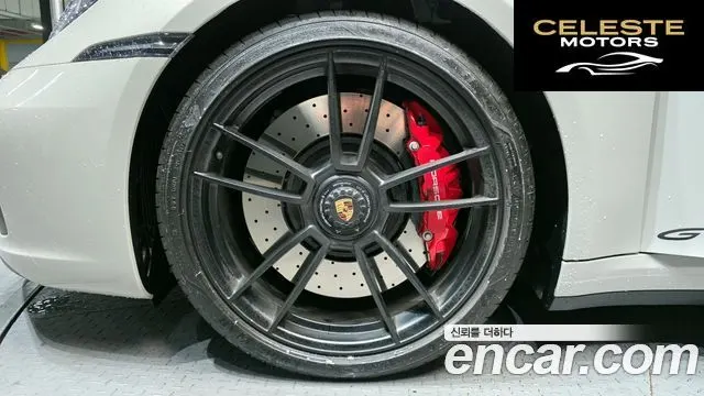 PORSCHE 911 (992) Carrera GTS 2023 — photo 5 sur 20