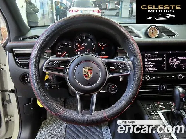PORSCHE Macan 2.9 GTS 2020 — photo 24 sur 26