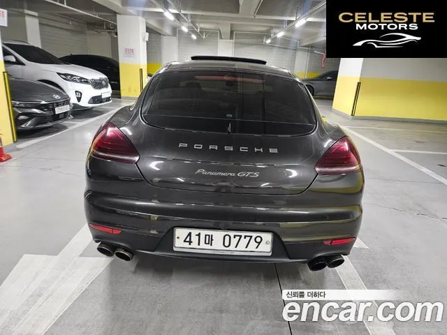 PORSCHE Panamera 4.8 GTS 2016 — photo 23 sur 25