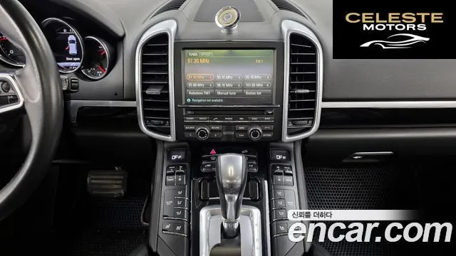 PORSCHE Cayenne 3.0 2016 — photo 14 sur 20