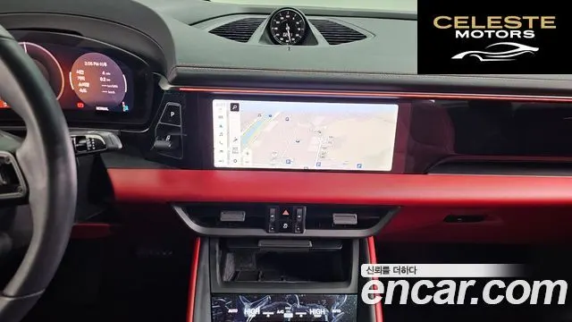 PORSCHE Macan EV 2025 — photo 15 sur 20