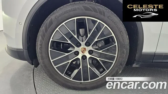 PORSCHE Macan EV 2025 — photo 5 sur 20
