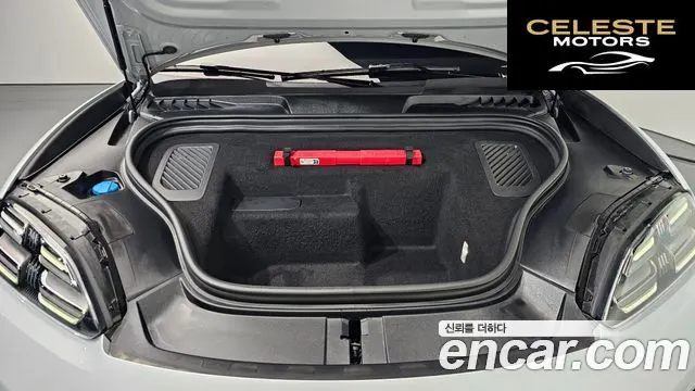 PORSCHE Macan EV 2025 — photo 6 sur 20