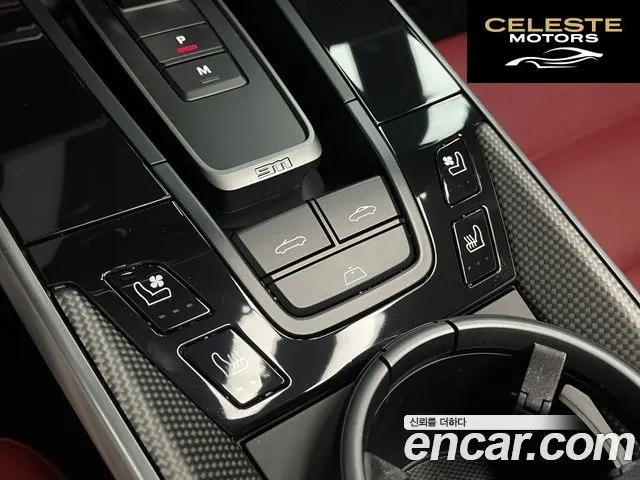 PORSCHE 911 (992) Carrera 4 Cabriolet 2024 — photo 15 sur 26
