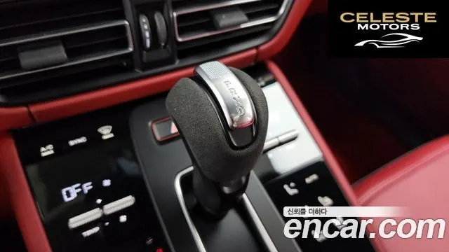 PORSCHE Macan 2.9 GTS 2022 — photo 8 sur 26