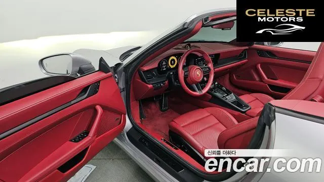 PORSCHE 911 (992) Carrera 4 GTS Cabriolet 2025 — photo 10 sur 34