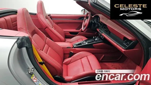 PORSCHE 911 (992) Carrera 4 GTS Cabriolet 2025 — photo 11 sur 34