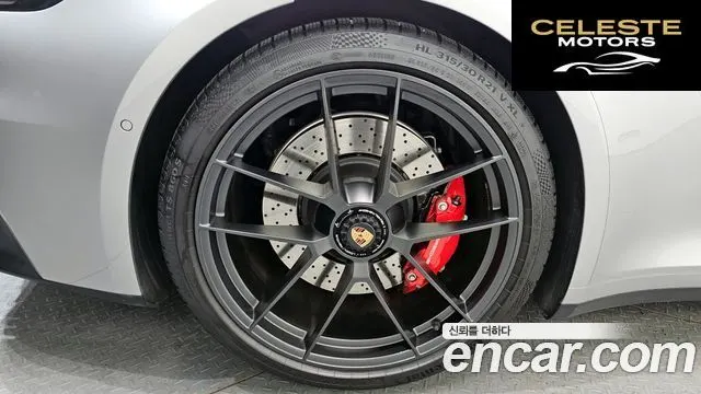 PORSCHE 911 (992) Carrera 4 GTS Cabriolet 2025 — photo 5 sur 34