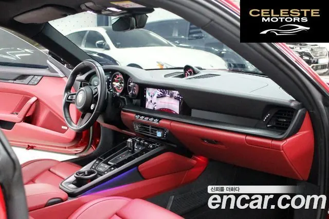 PORSCHE 911 (992) Carrera 4 GTS 2023 — photo 10 sur 26