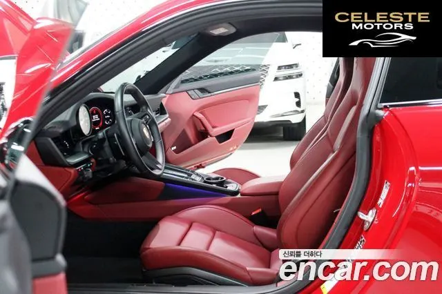 PORSCHE 911 (992) Carrera 4 GTS 2023 — photo 12 sur 26