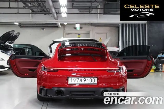 PORSCHE 911 (992) Carrera 4 GTS 2023 — photo 18 sur 26