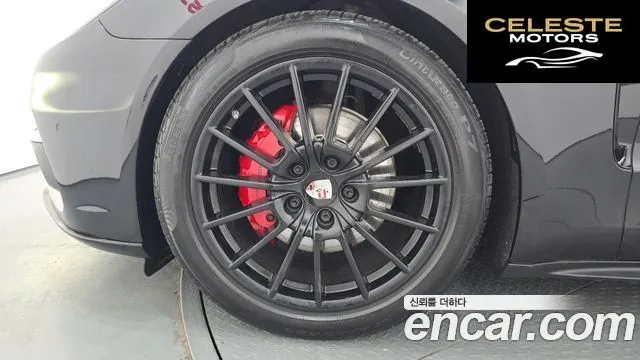 PORSCHE Panamera (971) 3.0 AWD 2018 — photo 5 sur 26