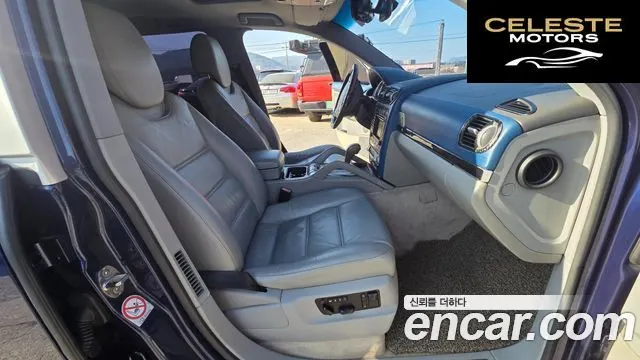 PORSCHE Cayenne 4.5 Turbo 2004 — photo 11 sur 26