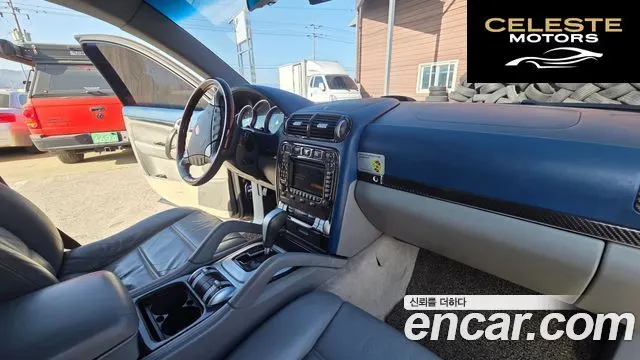 PORSCHE Cayenne 4.5 Turbo 2004 — photo 17 sur 26
