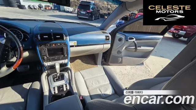 PORSCHE Cayenne 4.5 Turbo 2004 — photo 20 sur 26