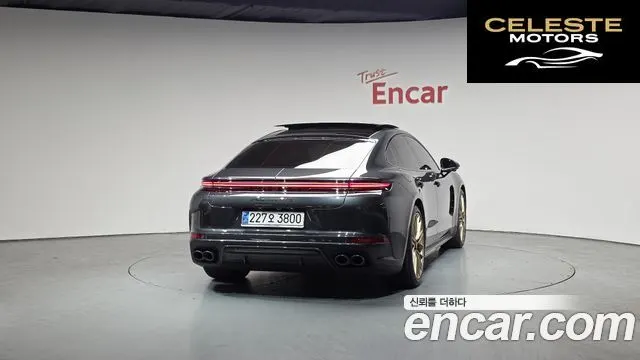 PORSCHE Panamera (976) 4.0 GTS 2025 — photo 4 sur 20