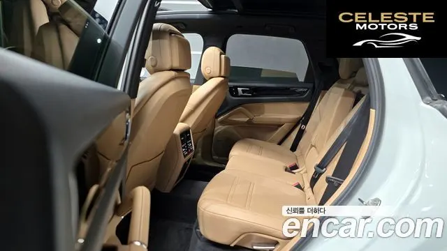 PORSCHE Cayenne (PO536) 3.0 2020 — photo 12 sur 20