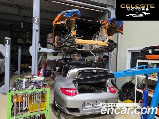 PORSCHE 911 Turbo Cabriolet 2011 — photo 6 sur 26