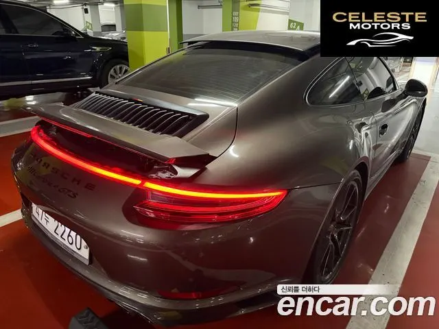 PORSCHE 911 Carrera 4 2013 — photo 2 sur 17