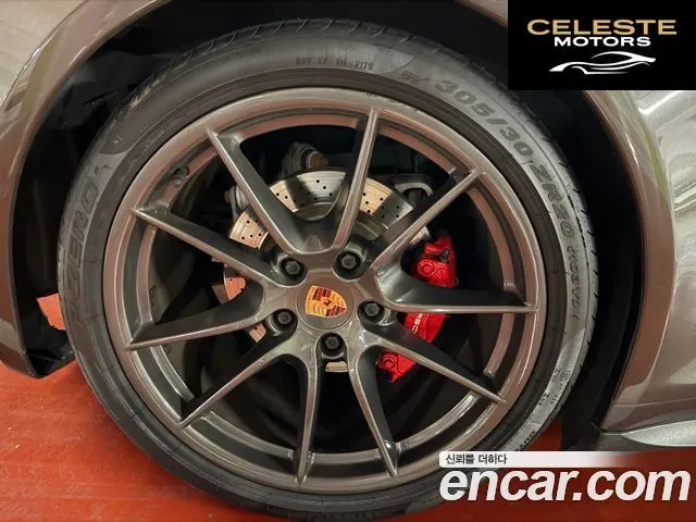 PORSCHE 911 Carrera 4 2013 — photo 5 sur 17