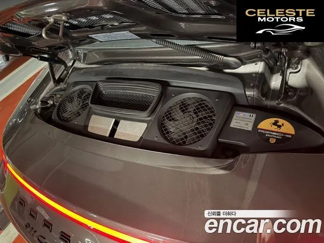 PORSCHE 911 Carrera 4 2013 — photo 8 sur 17