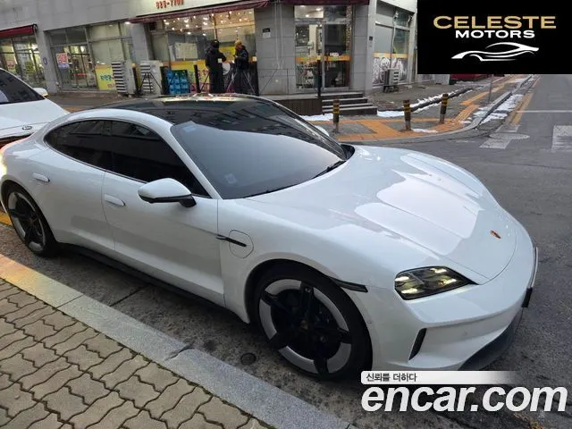 PORSCHE Taycan 2025 — photo 7 sur 10