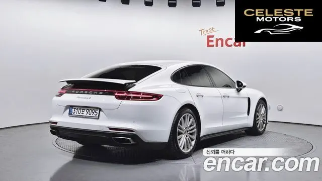 PORSCHE Panamera (971) 3.0 AWD 2020 — photo 2 sur 20