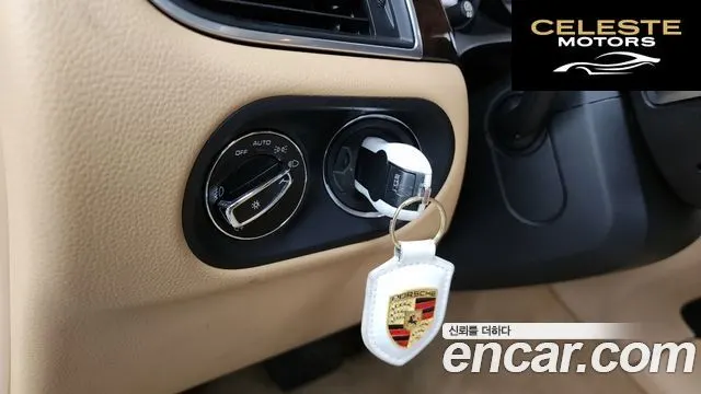 PORSCHE Macan 3.6 Turbo 2015 — photo 16 sur 20