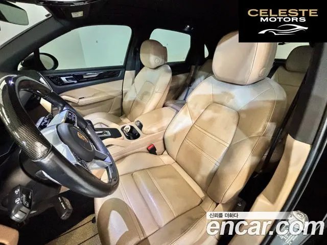 PORSCHE Cayenne (PO536) 3.0 2021 — photo 8 sur 26