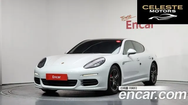 PORSCHE Panamera 3.0 2014 — photo 25 sur 26