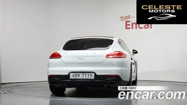 PORSCHE Panamera 3.0 2014 — photo 4 sur 26