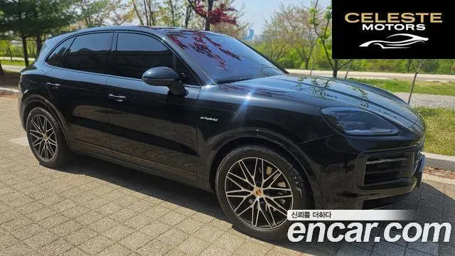 PORSCHE Cayenne (PO536) 3.0 E-High 2025 — photo 13 sur 20