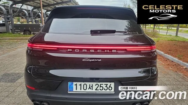 PORSCHE Cayenne (PO536) 3.0 E-High 2025 — photo 2 sur 20