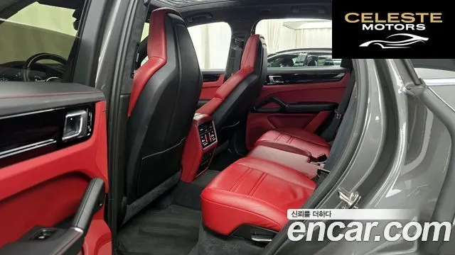 PORSCHE Cayenne (PO536) 3.0 2020 — photo 11 sur 26