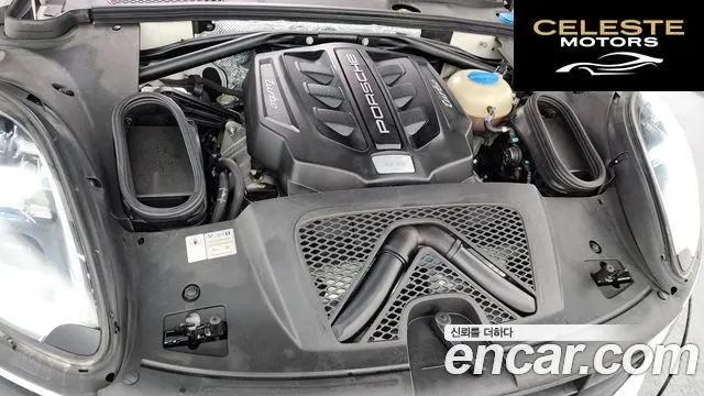 PORSCHE Macan 3.6 Turbo 2017 — photo 6 sur 20