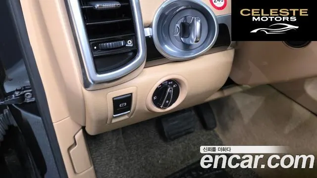 PORSCHE Cayenne 3.0 Edition 2017 — photo 13 sur 20