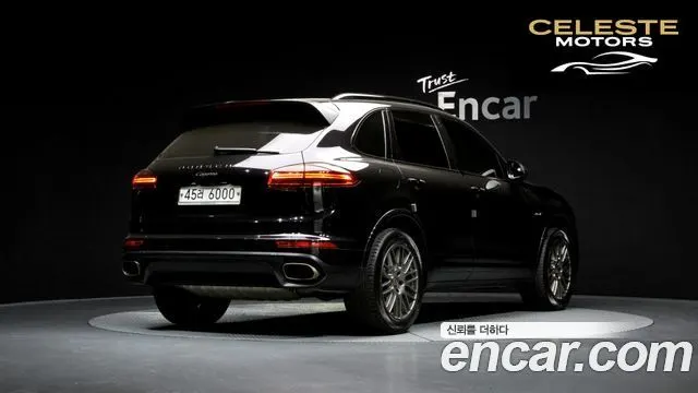 PORSCHE Cayenne 3.0 Edition 2017 — photo 2 sur 20
