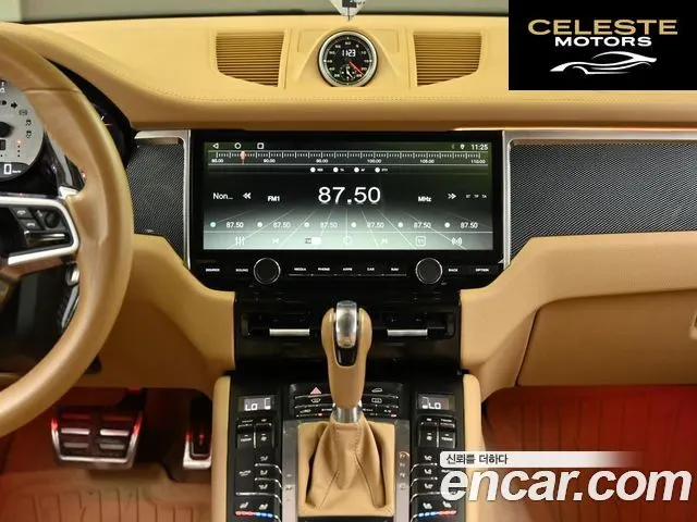 PORSCHE Macan 3.6 Turbo 2015 — photo 15 sur 26