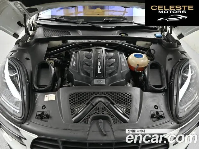 PORSCHE Macan 3.6 Turbo 2015 — photo 7 sur 26