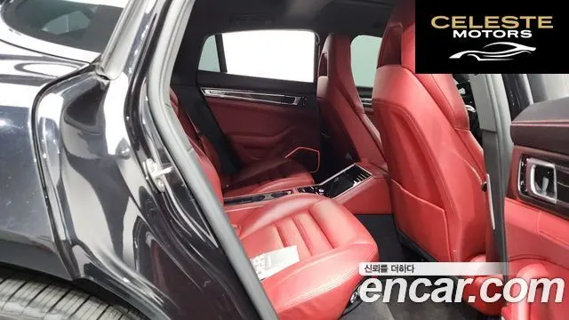 PORSCHE Panamera (971) 2.9 4S 2018 — photo 12 sur 20