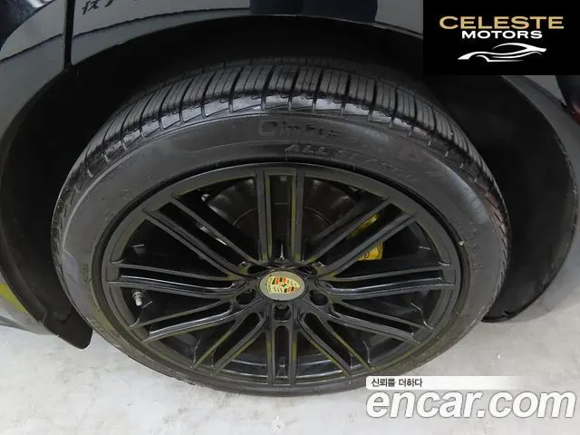 PORSCHE Panamera (971) 3.0 AWD 2018 — photo 5 sur 26