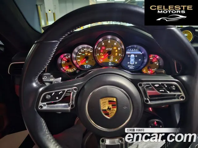 PORSCHE 911 Carrera 4 GTS 2018 — photo 7 sur 26