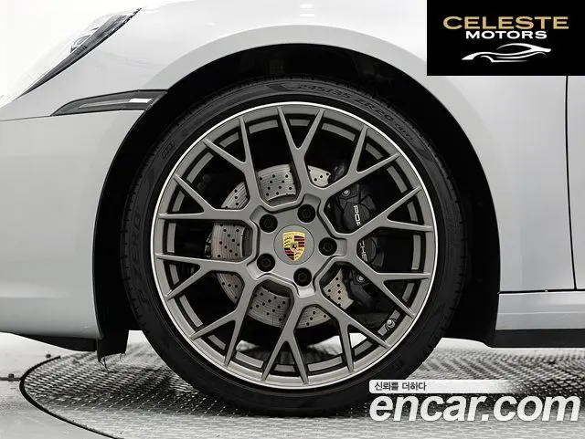 PORSCHE 911 (992) Carrera 4 2024 — photo 5 sur 25