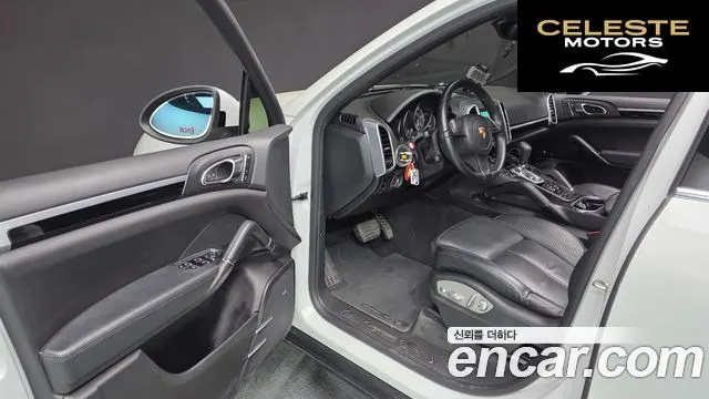PORSCHE Cayenne 4.2 S 2014 — photo 10 sur 20