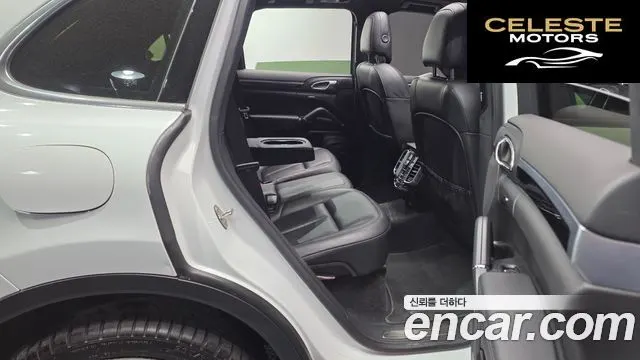 PORSCHE Cayenne 4.2 S 2014 — photo 12 sur 20