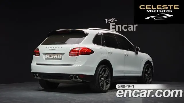 PORSCHE Cayenne 4.2 S 2014 — photo 2 sur 20