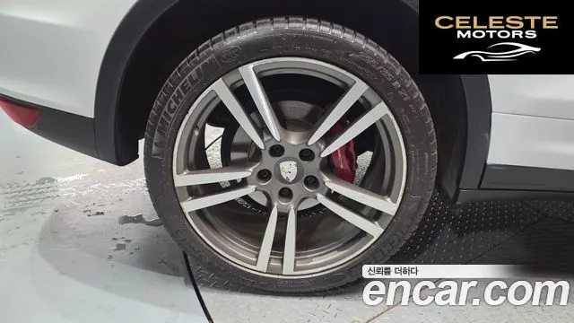 PORSCHE Cayenne 4.2 S 2014 — photo 5 sur 20