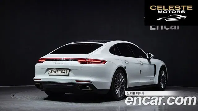 PORSCHE Panamera (971) 3.0 AWD 2020 — photo 2 sur 33
